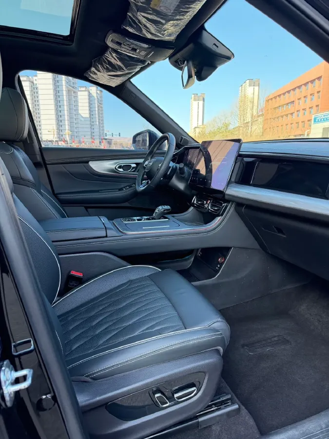 2022 GAC Trumpchi GS8 2.0T 252HP L4 8AT,autocango,china used car exporter,china ev exporter,chinese used car exporter,chinese used ev exporter