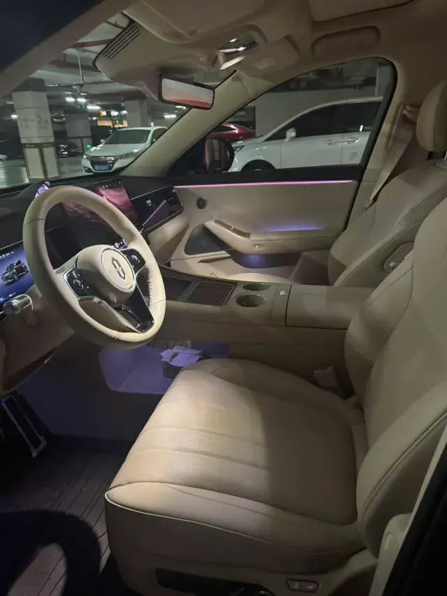 2026 AITO AITO M7 REEV 160HP REEV,autocango,china used car exporter,china ev exporter,chinese used car exporter,chinese used ev exporter