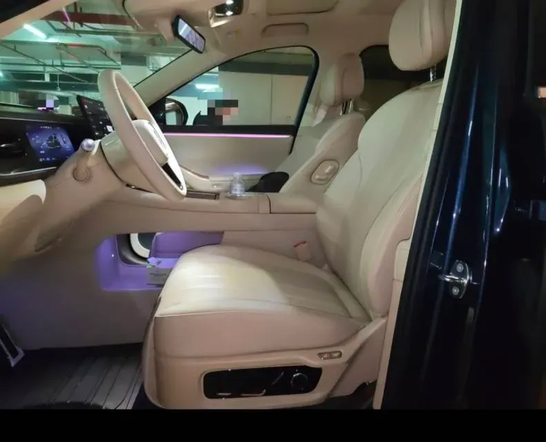 2026 AITO AITO M7 REEV 160HP REEV,autocango,china used car exporter,china ev exporter,chinese used car exporter,chinese used ev exporter