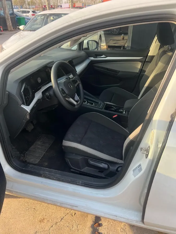 2023 Volkswagen Golf 1.2T 116HP L4 7DCT,autocango,china used car exporter,china ev exporter,chinese used car exporter,chinese used ev exporter