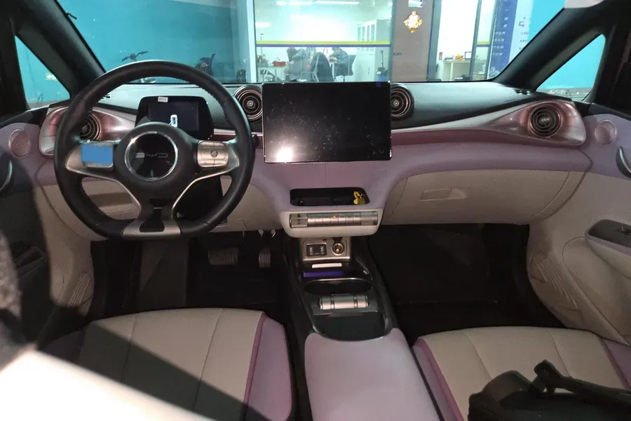 2023 BYD Dolphin BEV 44.928KWH,autocango,china used car exporter,china ev exporter,chinese used car exporter,chinese used ev exporter