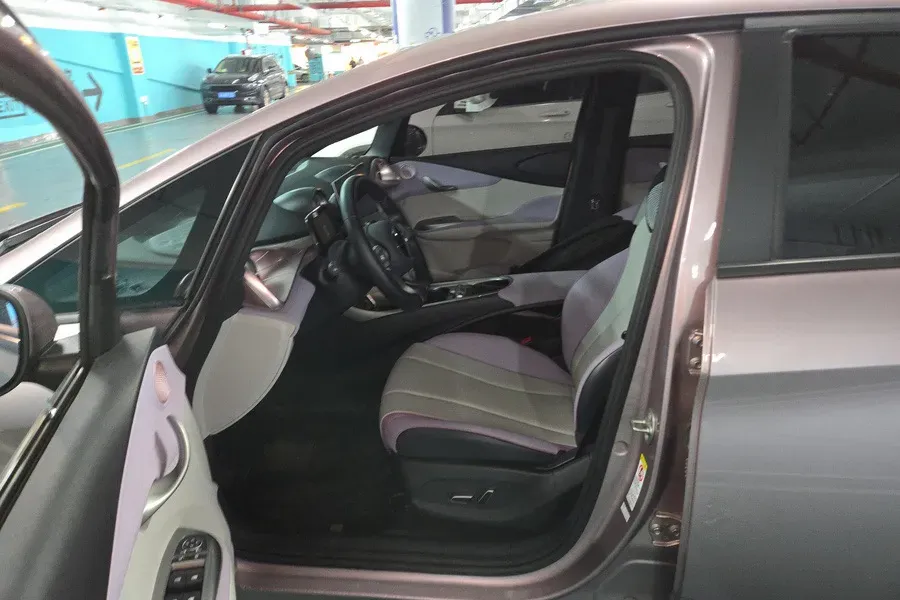 2023 BYD Dolphin BEV 44.928KWH,autocango,china used car exporter,china ev exporter,chinese used car exporter,chinese used ev exporter