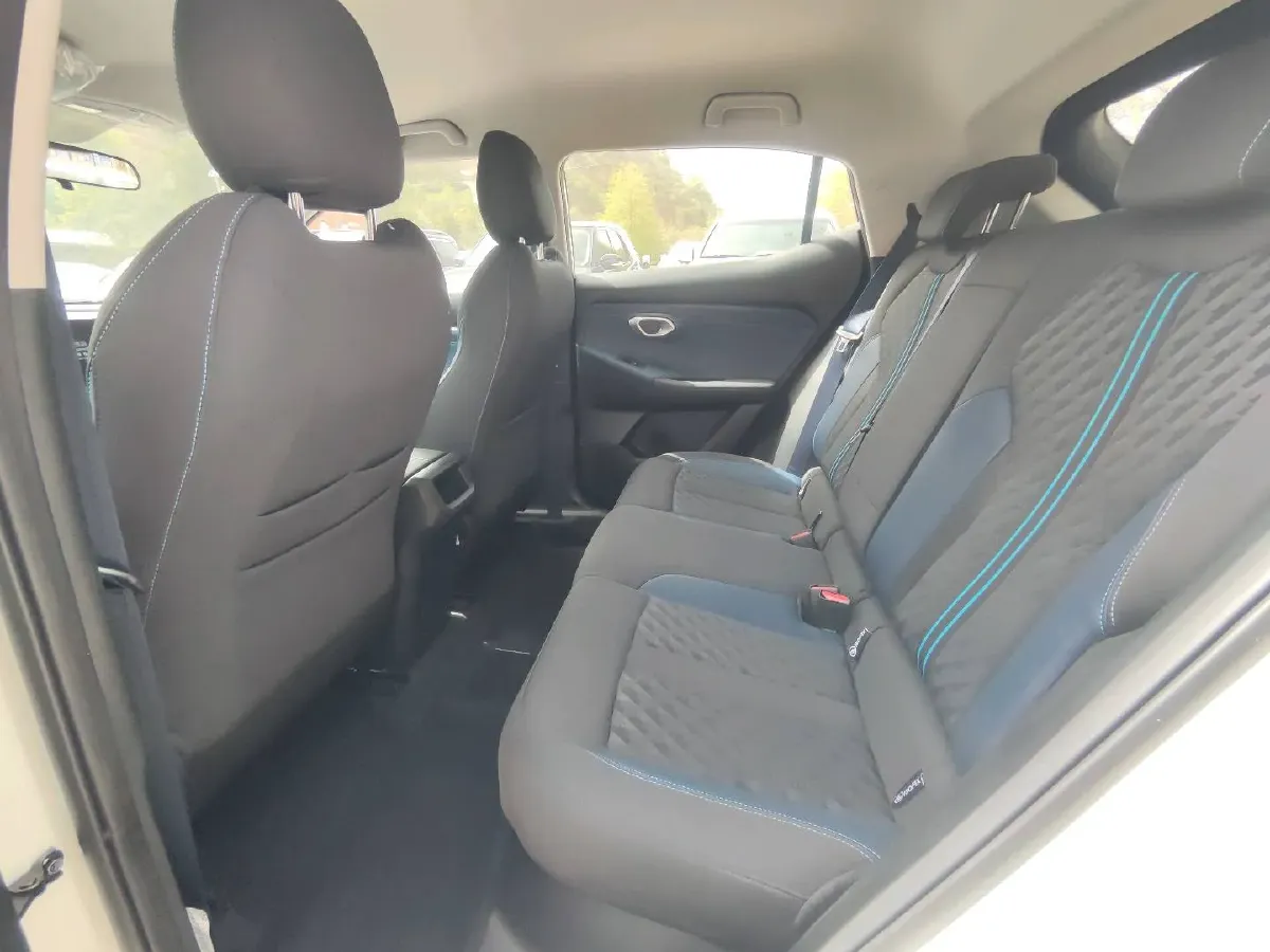 2026 GAC Trumpchi GS3 1.5T 177HP L4 7DCT,autocango,china used car exporter,china ev exporter,chinese used car exporter,chinese used ev exporter