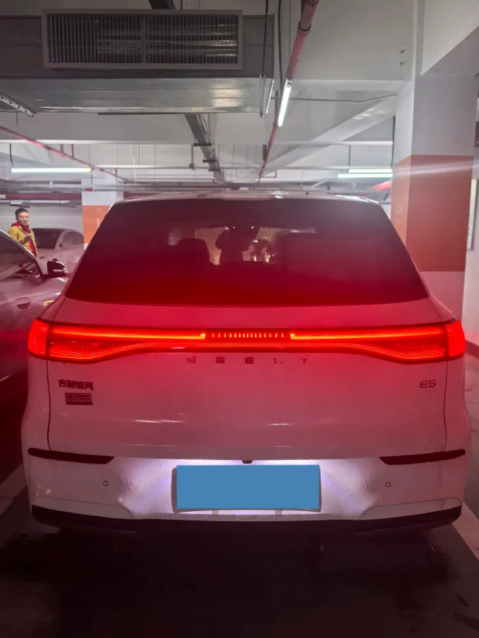 2024 LanDian E5 1.5L 110HP L4 E-CVT PHEV 17.52KWH,autocango,china used car exporter,china ev exporter,chinese used car exporter,chinese used ev exporter