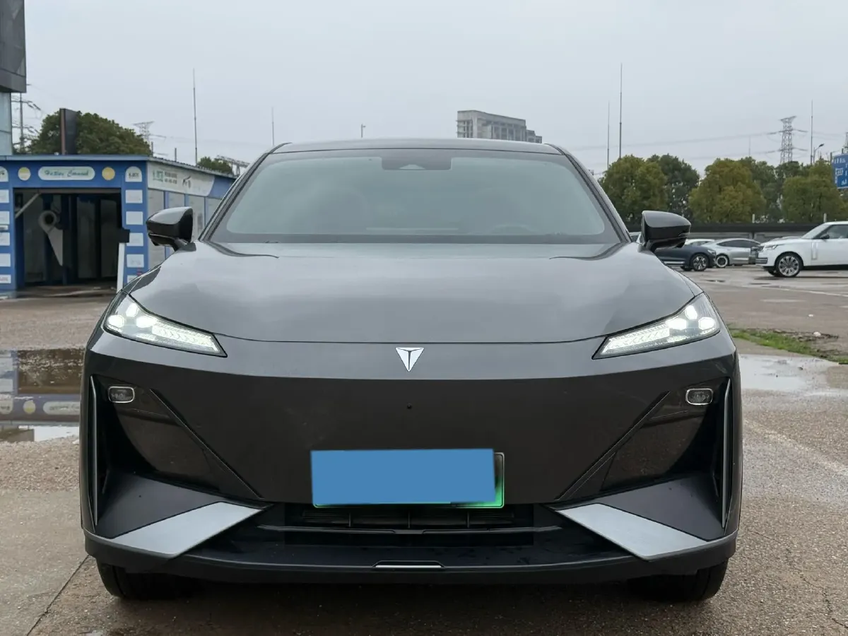 2023 Deepal S07 BEV 66.8KWH,autocango,china used car exporter,china ev exporter,chinese used car exporter,chinese used ev exporter