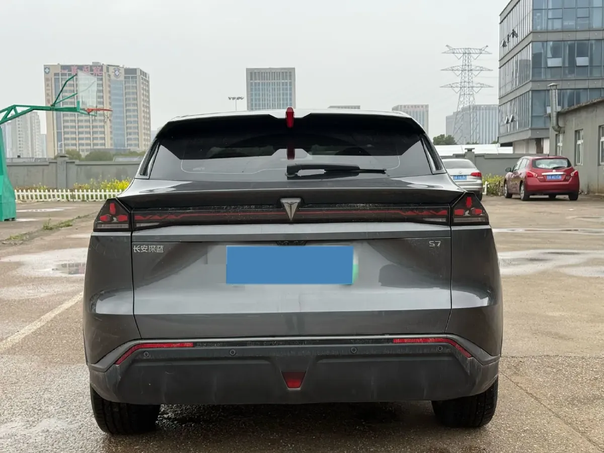 2023 Deepal S07 BEV 66.8KWH,autocango,china used car exporter,china ev exporter,chinese used car exporter,chinese used ev exporter