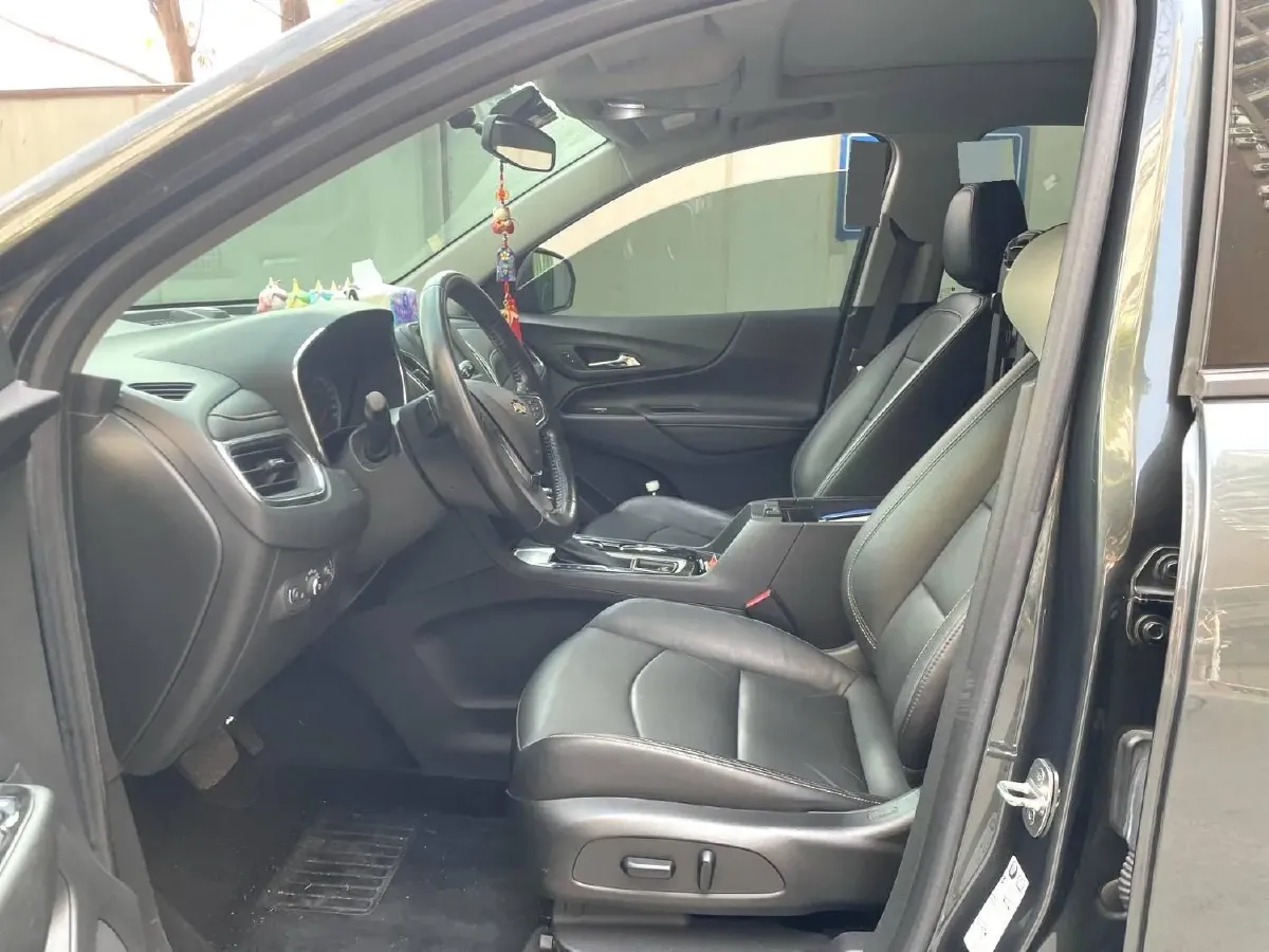 2019 Chevrolet Equinox 1.5T 180HP L4 6AT,autocango,china used car exporter,china ev exporter,chinese used car exporter,chinese used ev exporter