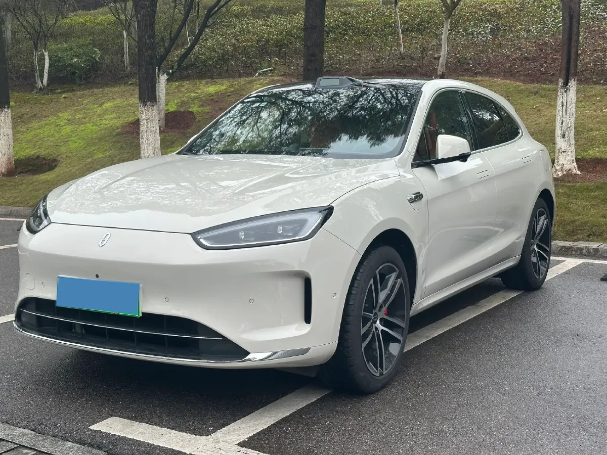 2025 AITO AITO M5 1.5T 152HP L4 REEV 42KWH,autocango,china used car exporter,china ev exporter,chinese used car exporter,chinese used ev exporter