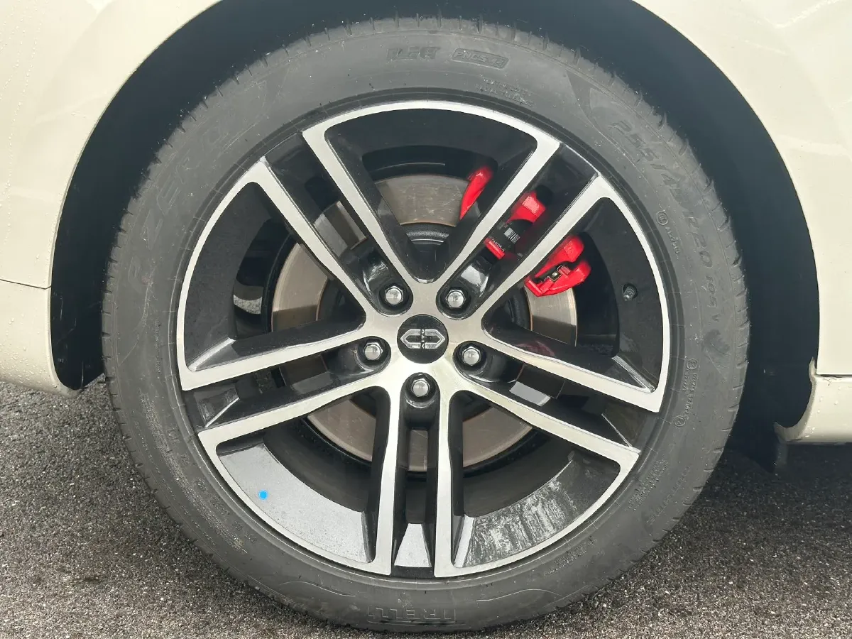 2025 AITO AITO M5 1.5T 152HP L4 REEV 42KWH,autocango,china used car exporter,china ev exporter,chinese used car exporter,chinese used ev exporter