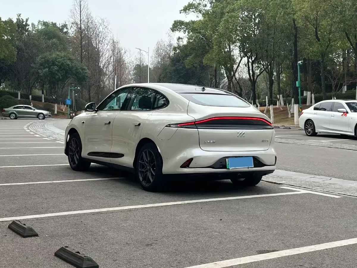 2023 IM LS6 BEV 100KWH,autocango,china used car exporter,china ev exporter,chinese used car exporter,chinese used ev exporter