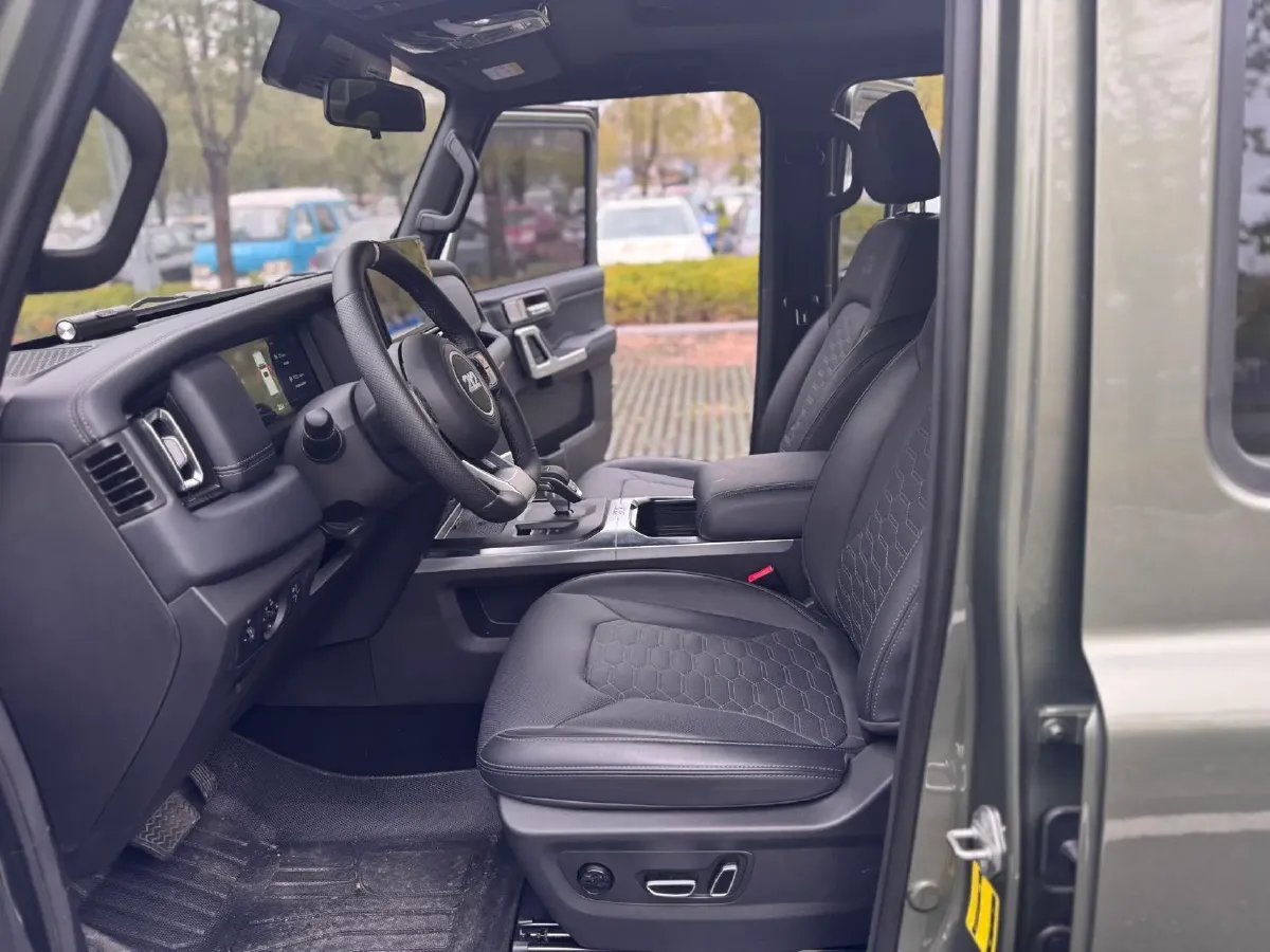 2024 212 212 T01 2.0T 252HP L4 8AT,autocango,china used car exporter,china ev exporter,chinese used car exporter,chinese used ev exporter