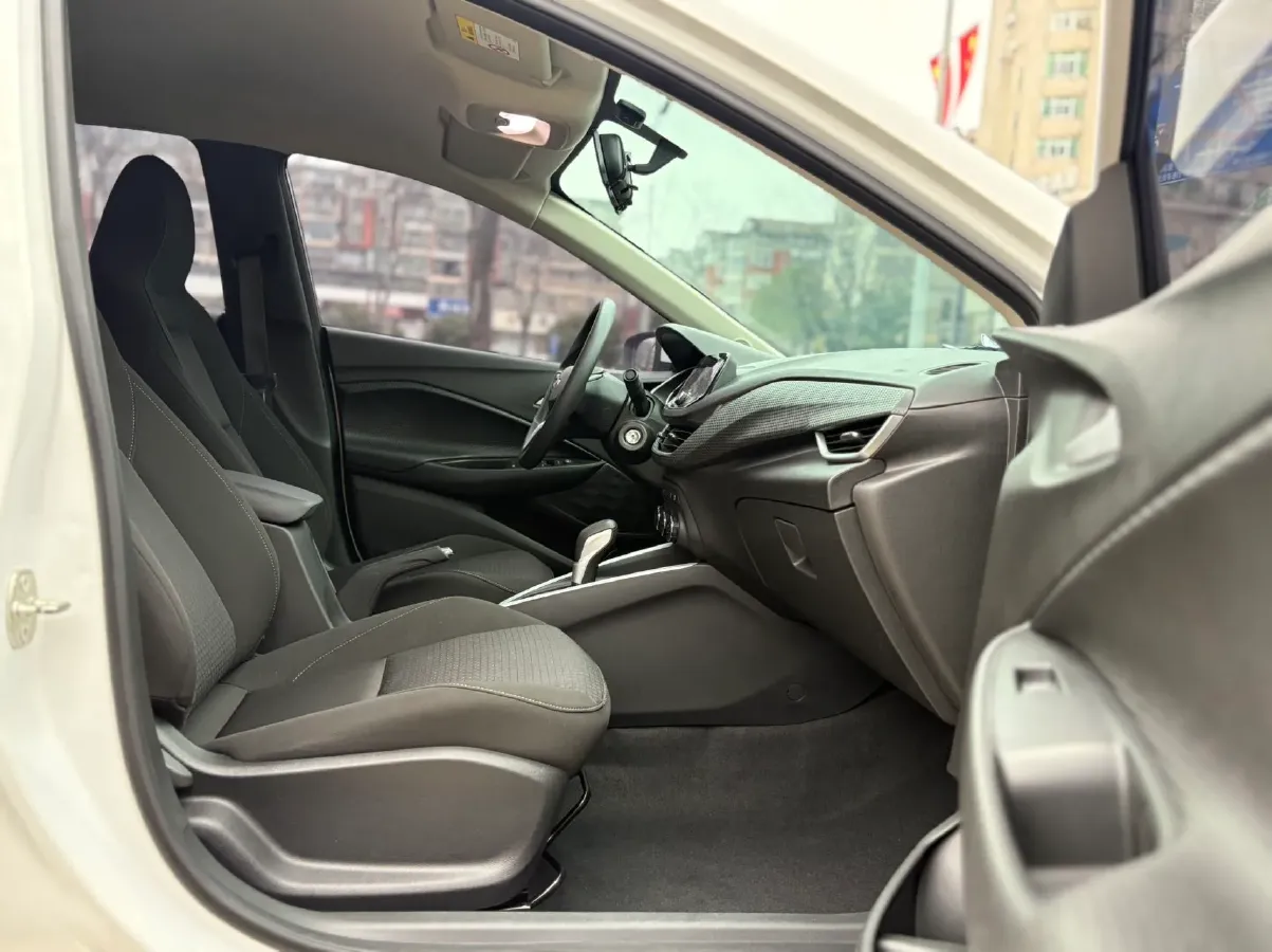 2020 Chevrolet Cavalier 1.0T 125HP L3 6AT,autocango,china used car exporter,china ev exporter,chinese used car exporter,chinese used ev exporter