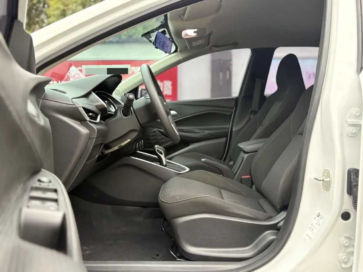 2020 Chevrolet Cavalier 1.0T 125HP L3 6AT,autocango,china used car exporter,china ev exporter,chinese used car exporter,chinese used ev exporter