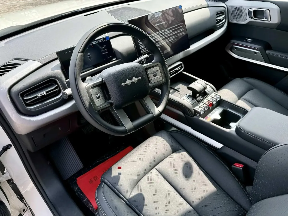 2025 FangChengBao Tai 3 BEV,autocango,china used car exporter,china ev exporter,chinese used car exporter,chinese used ev exporter