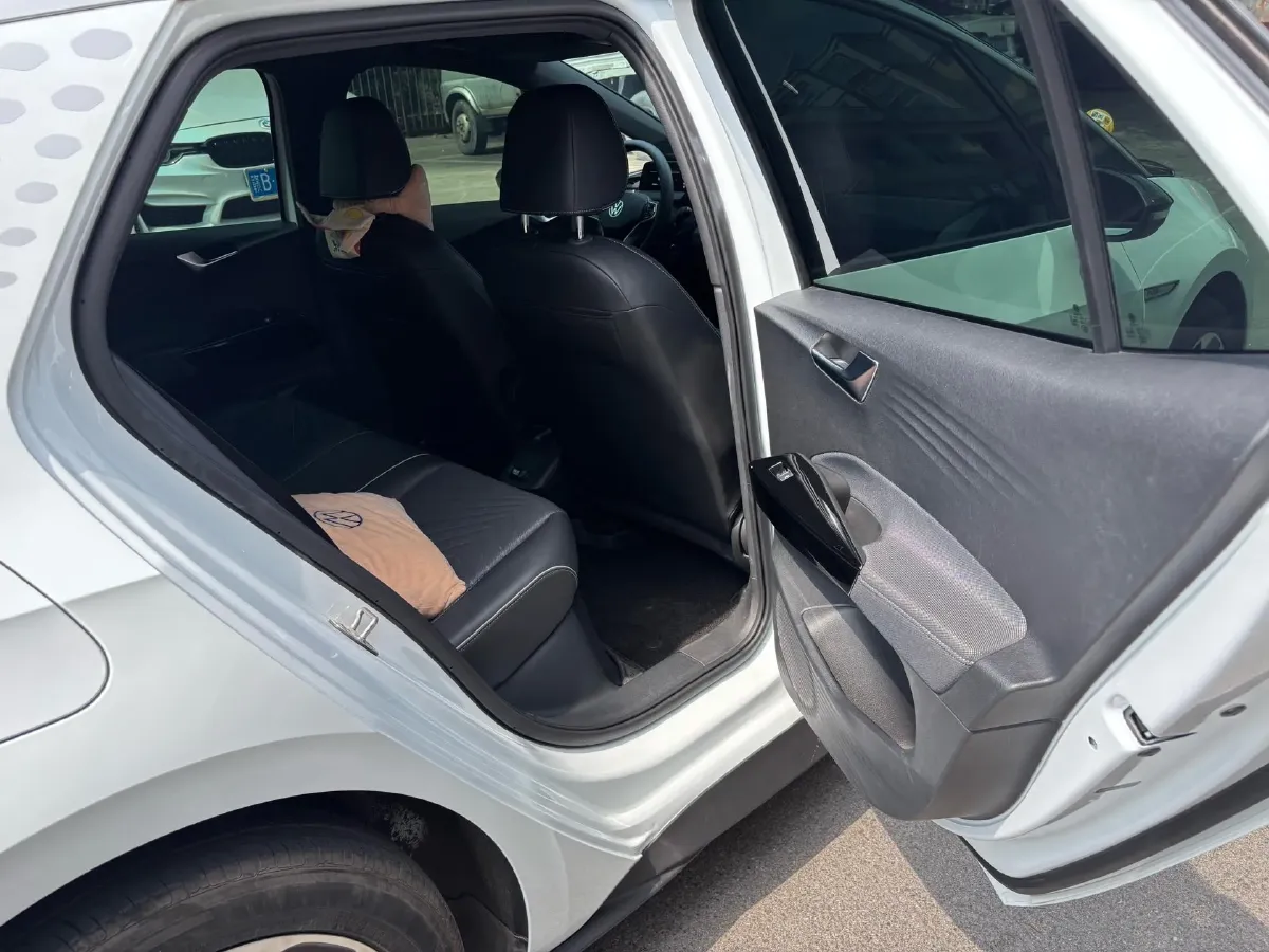 2023 Volkswagen Golf 1.4T 150HP L4 7DCT,autocango,china used car exporter,china ev exporter,chinese used car exporter,chinese used ev exporter