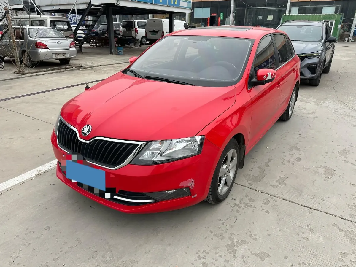 2018 Skoda Rapid Spaceback 1.6L 110HP L4 6AT,autocango,china used car exporter,china ev exporter,chinese used car exporter,chinese used ev exporter