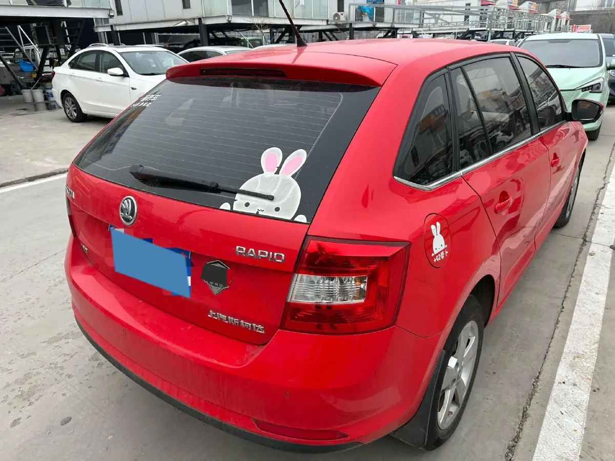 2018 Skoda Rapid Spaceback 1.6L 110HP L4 6AT,autocango,china used car exporter,china ev exporter,chinese used car exporter,chinese used ev exporter