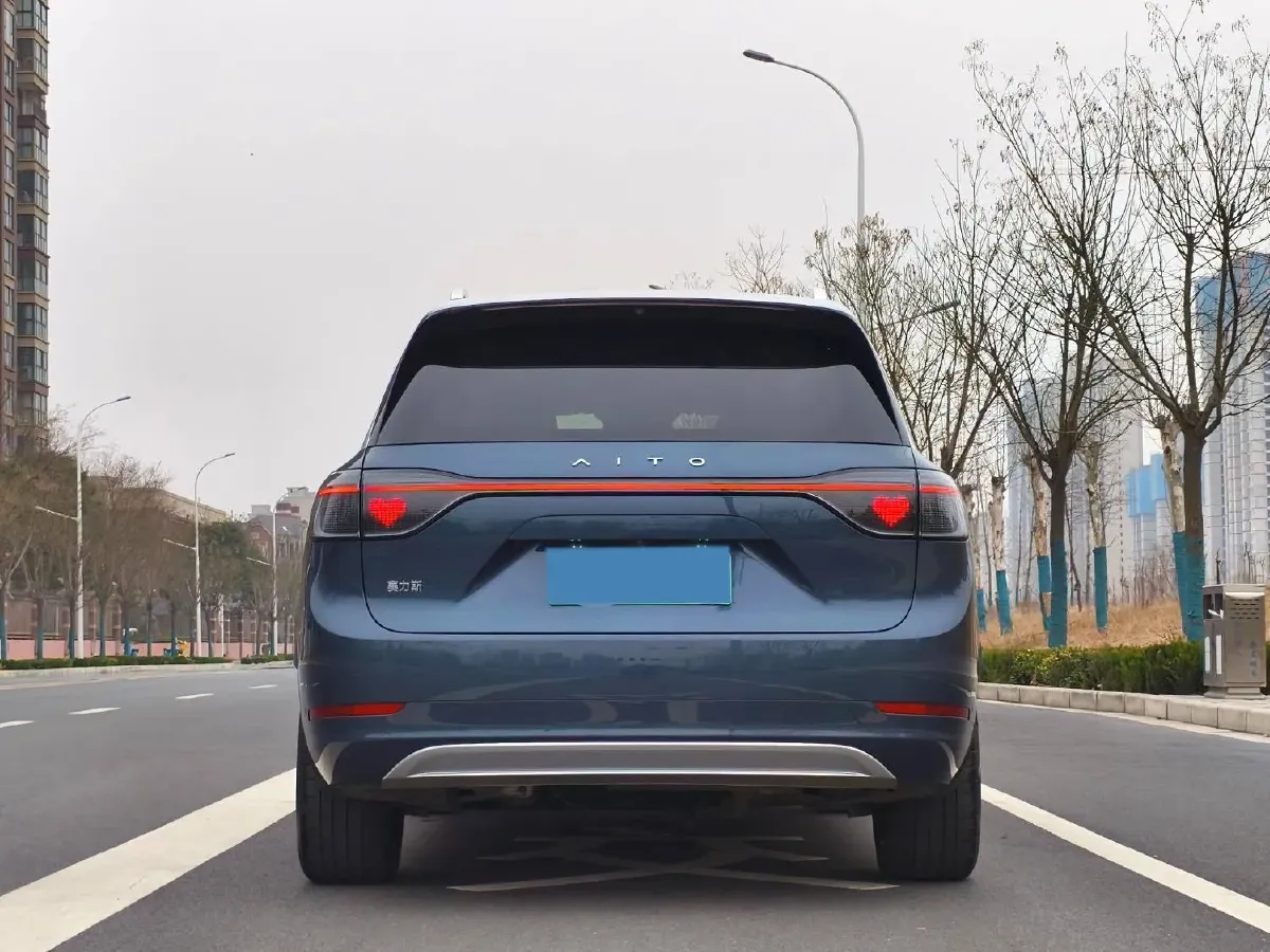 2024 AITO AITO M9 1.5T 152HP L4 REEV 52KWH,autocango,china used car exporter,china ev exporter,chinese used car exporter,chinese used ev exporter