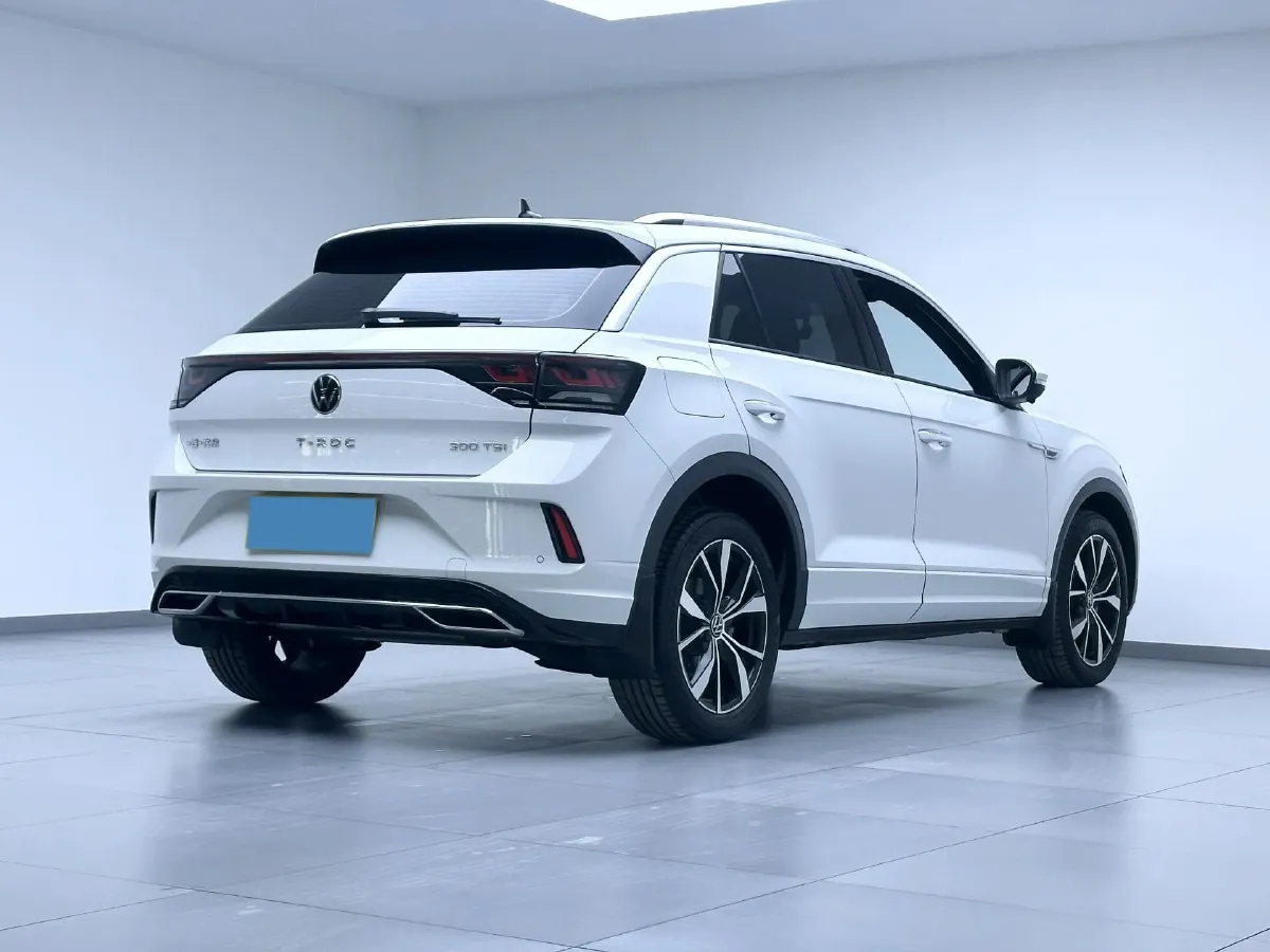 2023 Volkswagen T-Roc 1.5T 160HP L4 7DCT,autocango,china used car exporter,china ev exporter,chinese used car exporter,chinese used ev exporter