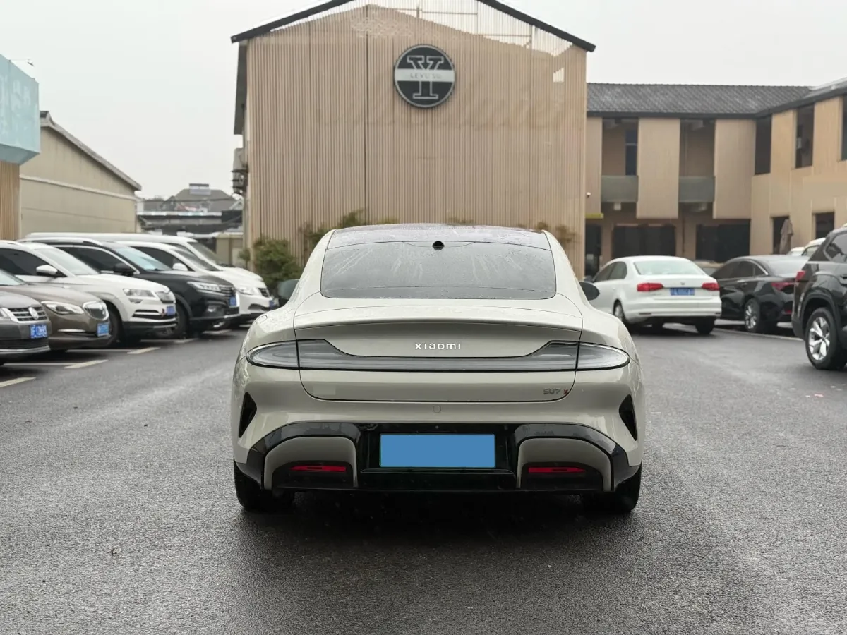 2024 MI SU7 BEV 73.6KWH,autocango,china used car exporter,china ev exporter,chinese used car exporter,chinese used ev exporter