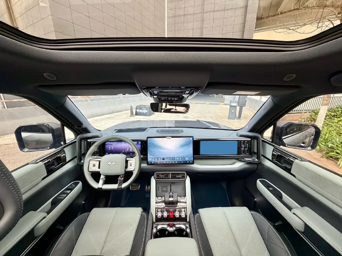 2023 FangChengBao Bao 5 1.5T 194HP L4 E-CVT PHEV 31.8KWH,autocango,china used car exporter,china ev exporter,chinese used car exporter,chinese used ev exporter