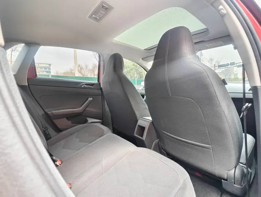 2023 ChangAn Lamore 1.5T 170HP L4 7DCT,autocango,china used car exporter,china ev exporter,chinese used car exporter,chinese used ev exporter