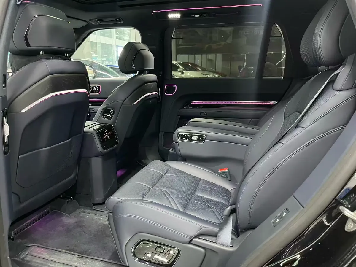 2025 Zeekr 9X 2.0T 279HP L4 1DHT PHEV,autocango,china used car exporter,china ev exporter,chinese used car exporter,chinese used ev exporter