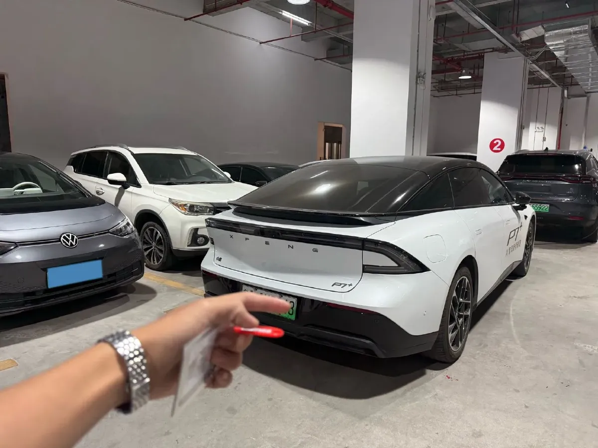 2024 Xpeng P7+ BEV 60.7KWH,autocango,china used car exporter,china ev exporter,chinese used car exporter,chinese used ev exporter