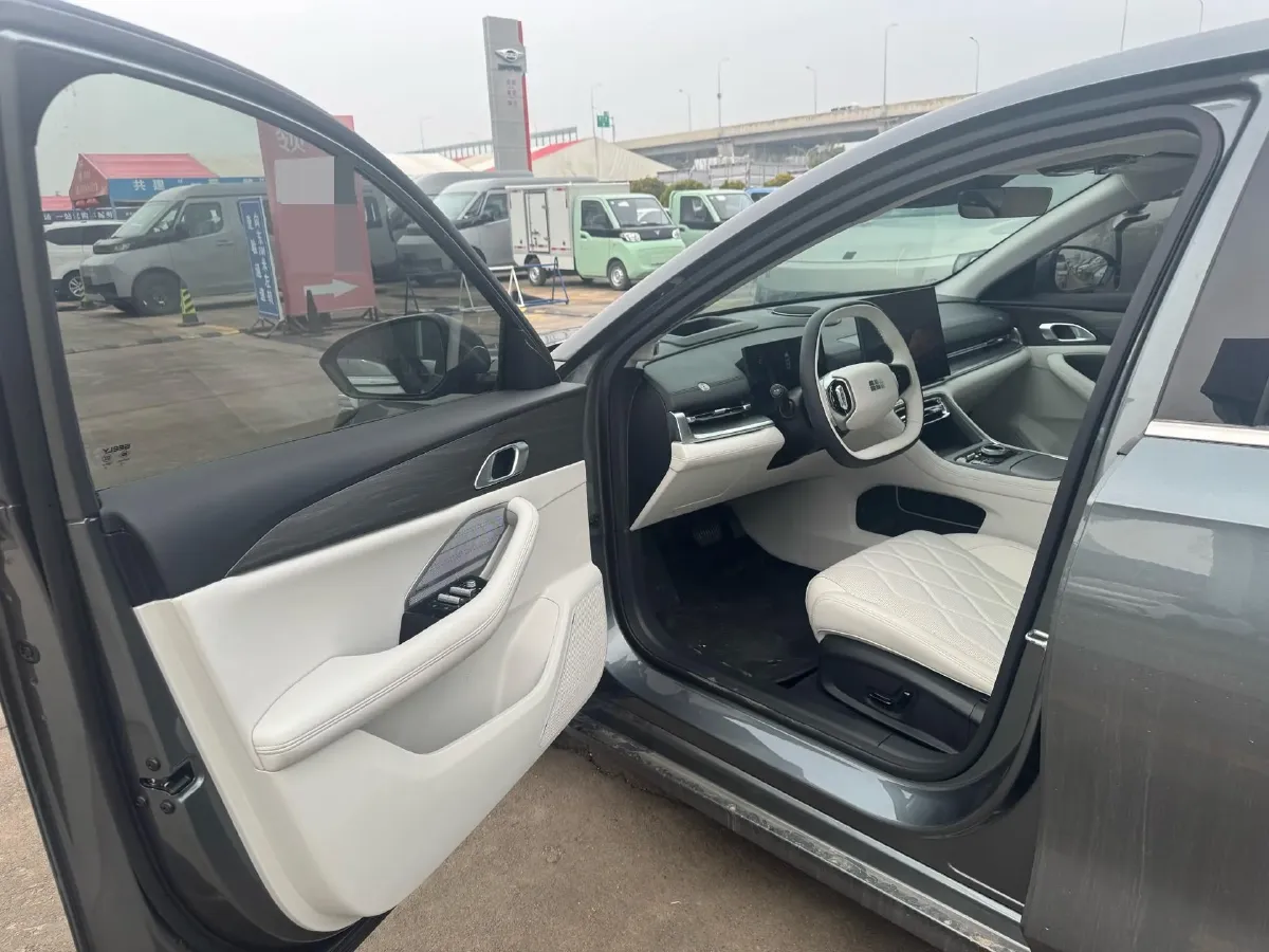 2025 Geely Galaxy A7 1.5L 112HP L4 1DHT PHEV,autocango,china used car exporter,china ev exporter,chinese used car exporter,chinese used ev exporter