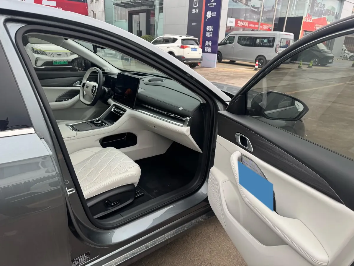 2025 Geely Galaxy A7 1.5L 112HP L4 1DHT PHEV,autocango,china used car exporter,china ev exporter,chinese used car exporter,chinese used ev exporter