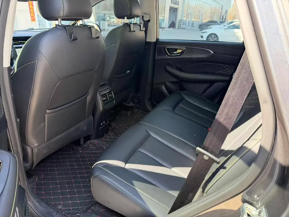 2023 Roewe RX5 1.5T 181HP L4 7DCT,autocango,china used car exporter,china ev exporter,chinese used car exporter,chinese used ev exporter