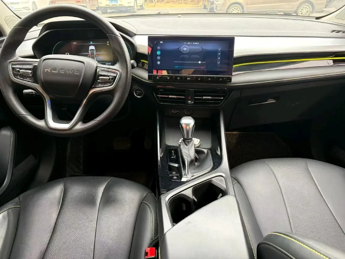 2021 Roewe i5 1.5L 120HP L4 CVT,autocango,china used car exporter,china ev exporter,chinese used car exporter,chinese used ev exporter