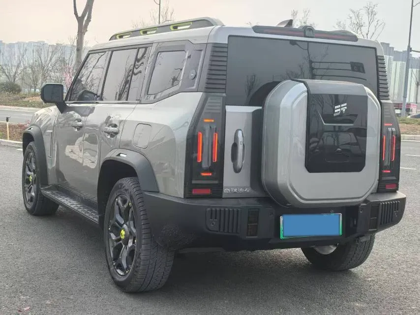 2024 Jetour ShanHai TravellerC-DM 1.5T 156HP L4 3DHT PHEV 43.24KWH,autocango,china used car exporter,china ev exporter,chinese used car exporter,chinese used ev exporter
