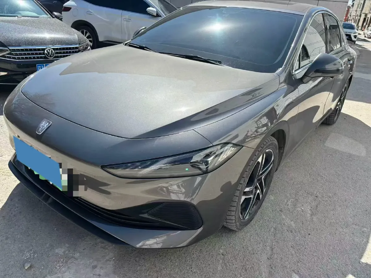 2023 Roewe D7 1.5L 112HP L4 1DHT PHEV 21.4KWH,autocango,china used car exporter,china ev exporter,chinese used car exporter,chinese used ev exporter