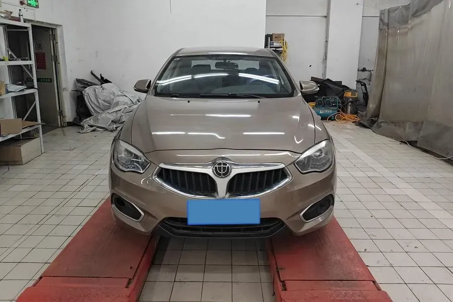 2017 Brilliance Auto H530 1.6L 118HP L4 5AT,autocango,china used car exporter,china ev exporter,chinese used car exporter,chinese used ev exporter