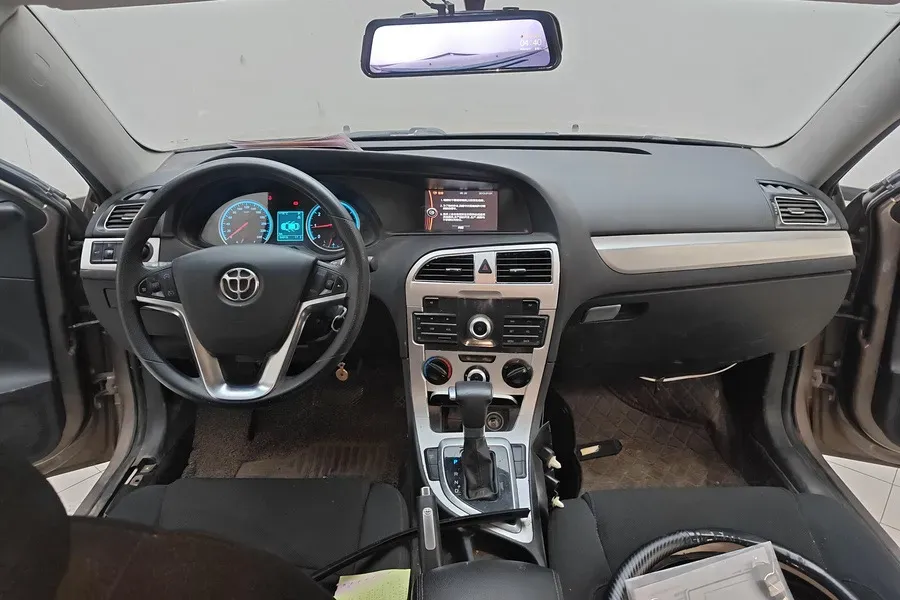 2017 Brilliance Auto H530 1.6L 118HP L4 5AT,autocango,china used car exporter,china ev exporter,chinese used car exporter,chinese used ev exporter