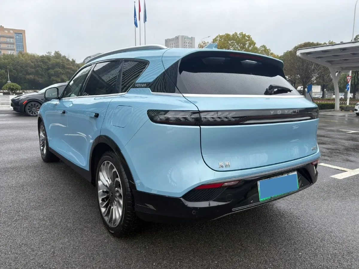 2021 Voyah FREE Range Extended 109HP REEV 33KWH,autocango,china used car exporter,china ev exporter,chinese used car exporter,chinese used ev exporter