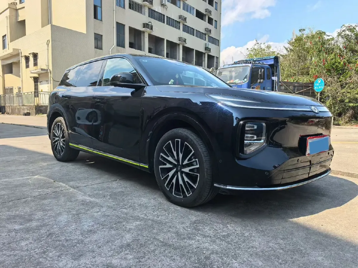 2025 ChangAn QiYuan Q07 1.5T 150HP L4 E-CVT PHEV,autocango,china used car exporter,china ev exporter,chinese used car exporter,chinese used ev exporter