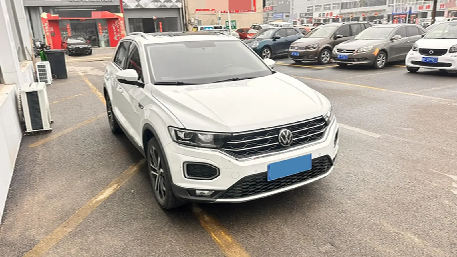 2022 Volkswagen T-Roc 1.4T 150HP L4 7DCT,autocango,china used car exporter,china ev exporter,chinese used car exporter,chinese used ev exporter