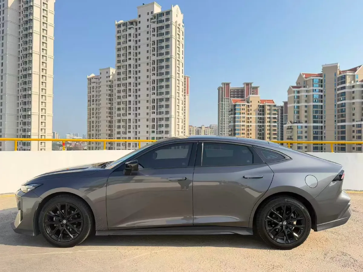 2024 ChangAn UNI-V 1.5T 188HP L4 7DCT,autocango,china used car exporter,china ev exporter,chinese used car exporter,chinese used ev exporter