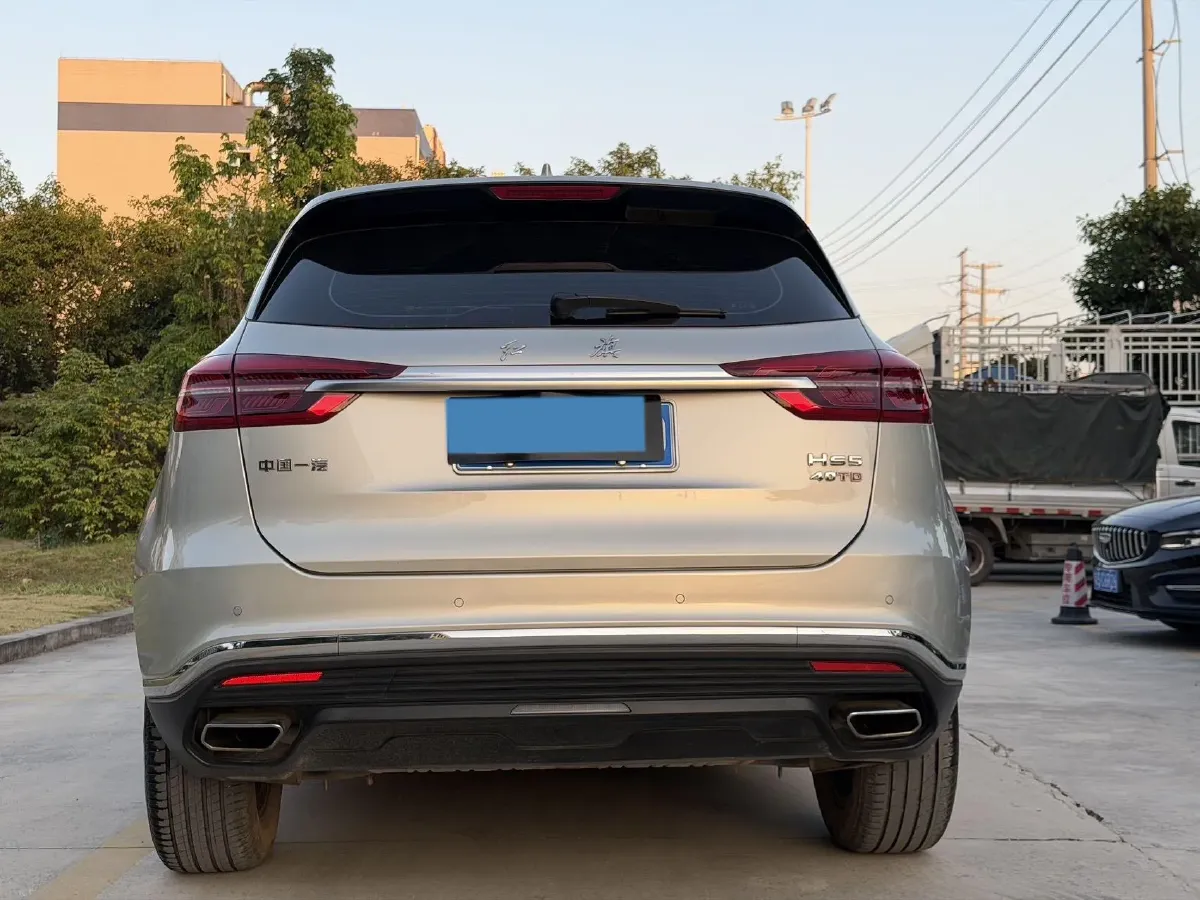 2022 HongQi HS5 2.0T 224HP L4 6AT,autocango,china used car exporter,china ev exporter,chinese used car exporter,chinese used ev exporter