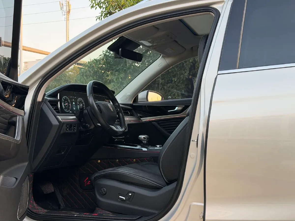 2022 HongQi HS5 2.0T 224HP L4 6AT,autocango,china used car exporter,china ev exporter,chinese used car exporter,chinese used ev exporter