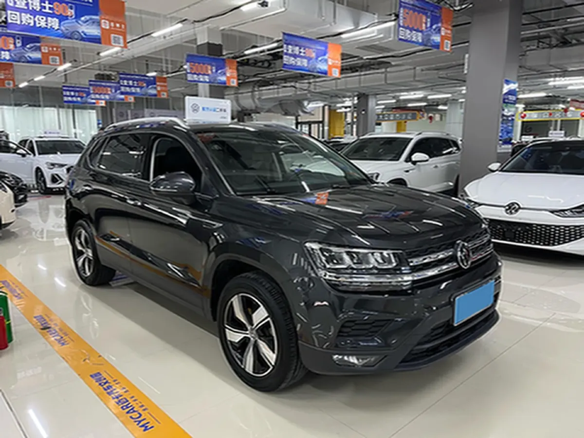 2022 Ford Transit 2.0T 202HP L4 6AT,autocango,china used car exporter,china ev exporter,chinese used car exporter,chinese used ev exporter