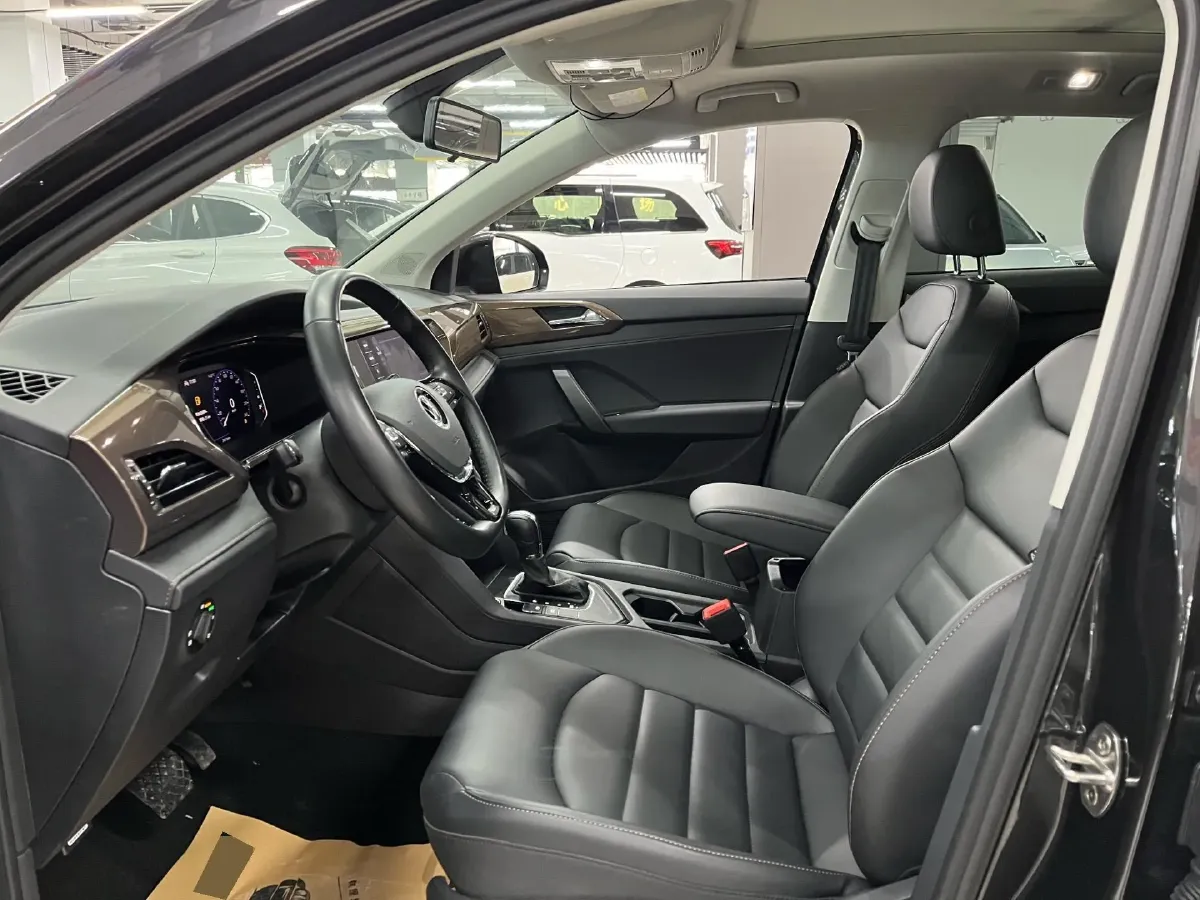 2022 Ford Transit 2.0T 202HP L4 6AT,autocango,china used car exporter,china ev exporter,chinese used car exporter,chinese used ev exporter