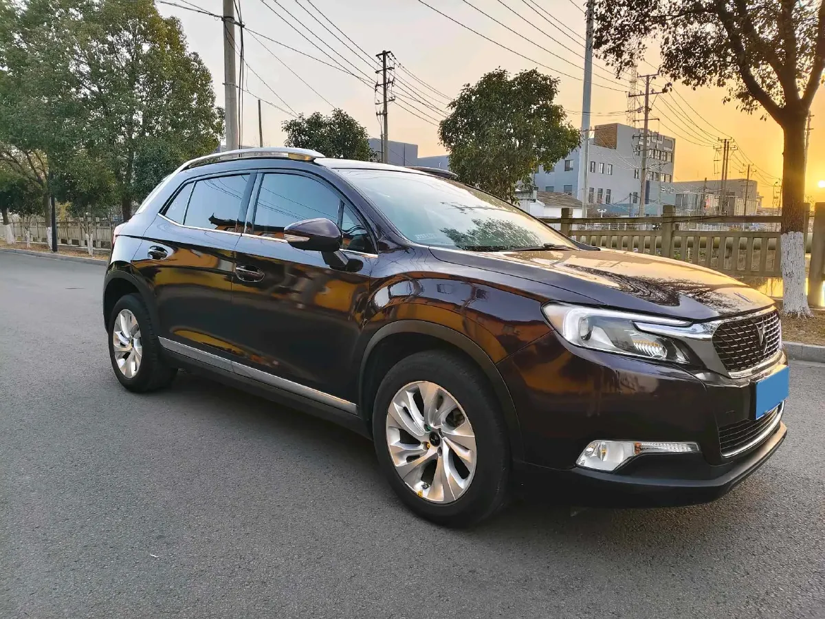 2014 DS 6 1.6T 167HP L4 6AT,autocango,china used car exporter,china ev exporter,chinese used car exporter,chinese used ev exporter