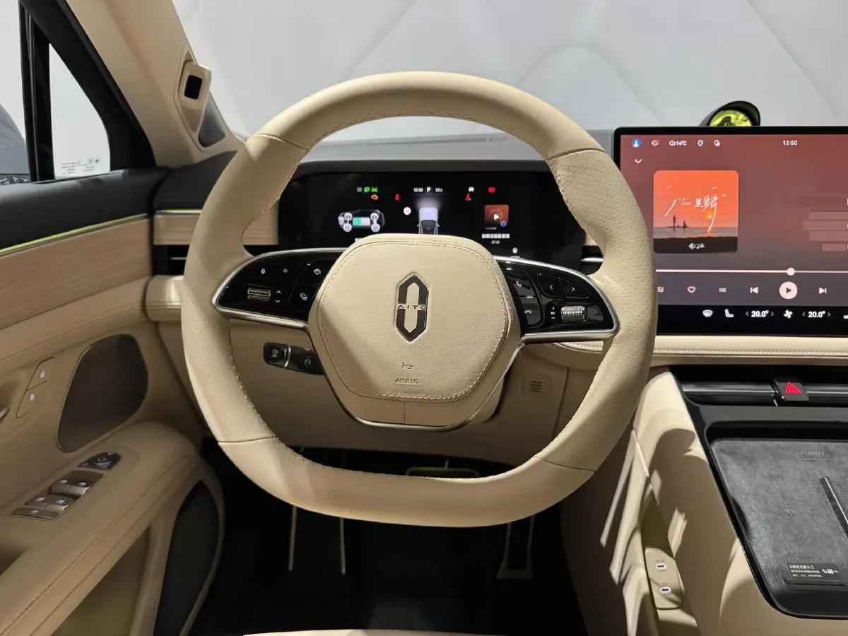 2023 HIMA AITO M5 1.5T 152HP L4 REEV 40KWH,autocango,china used car exporter,china ev exporter,chinese used car exporter,chinese used ev exporter