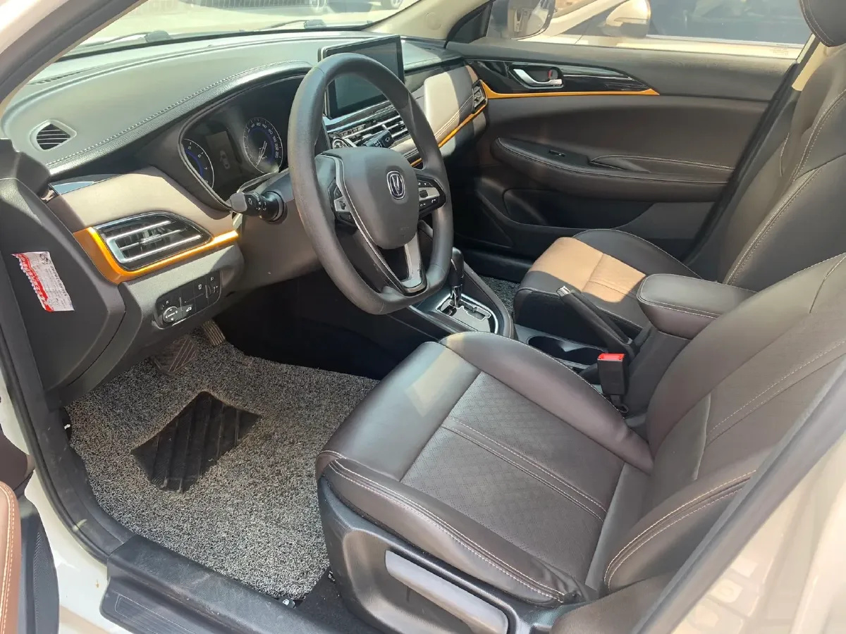 2019 ChangAn Eado DT 1.6L 125HP L4 4AT,autocango,china used car exporter,china ev exporter,chinese used car exporter,chinese used ev exporter