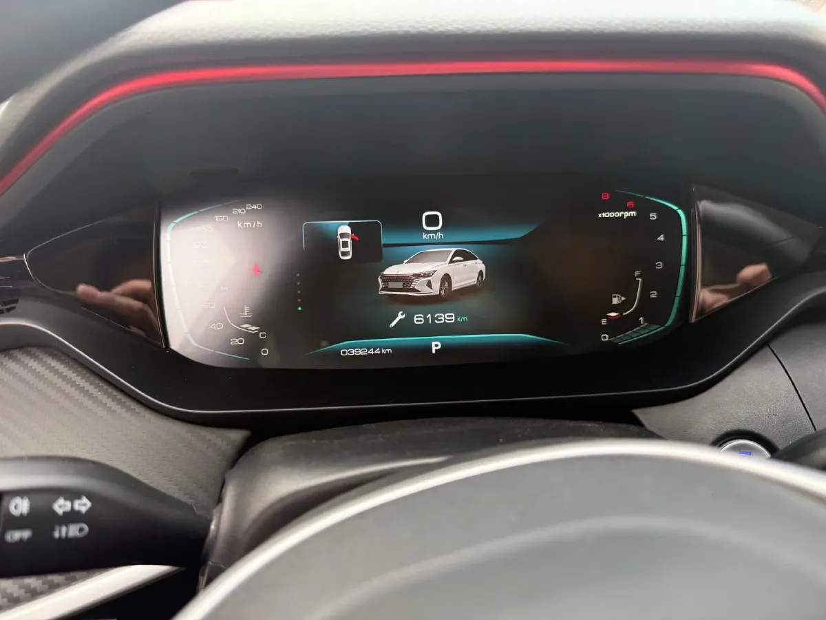 2021 DongFeng Aeolus YiXuan MAX 1.5T 190HP L4 7DCT,autocango,china used car exporter,china ev exporter,chinese used car exporter,chinese used ev exporter