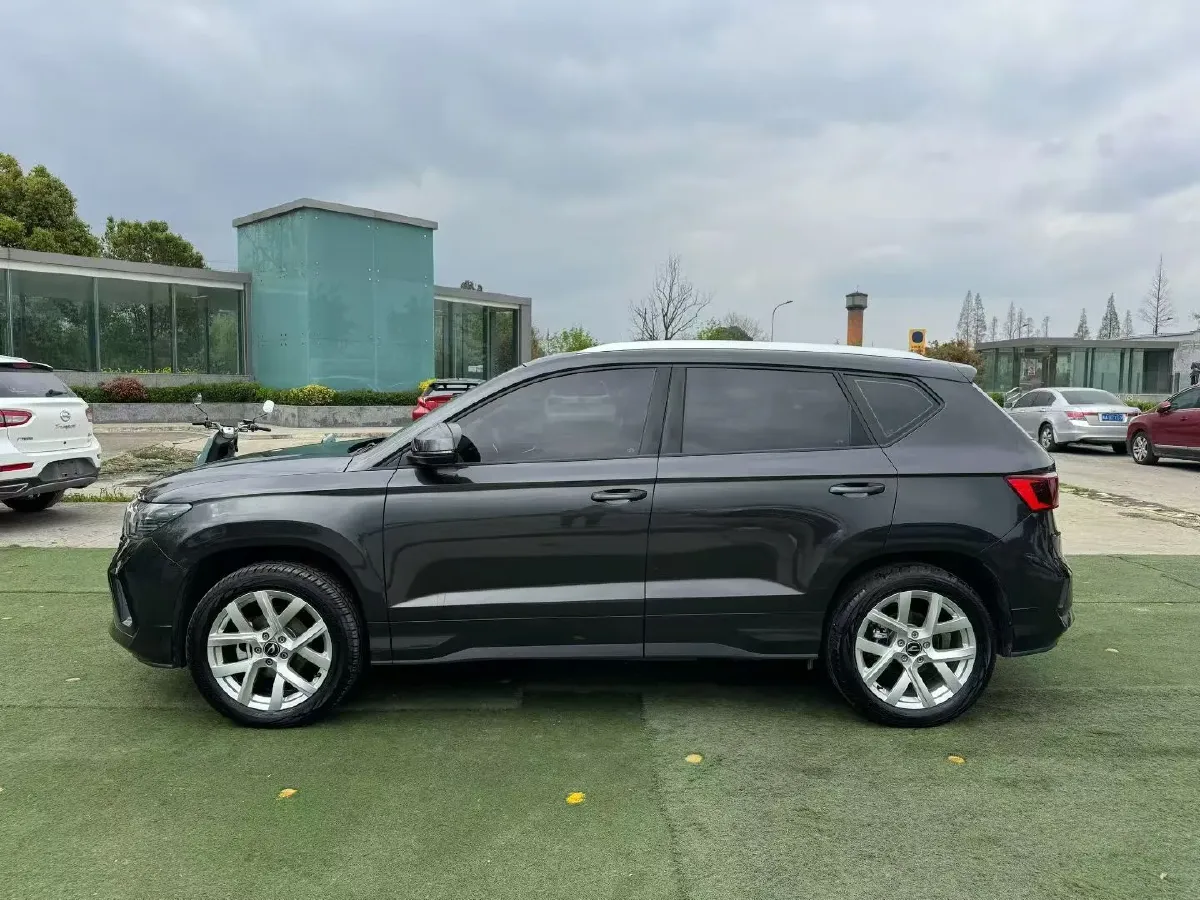 2024 Jetta VS5 1.4T 150HP L4 5MT,autocango,china used car exporter,china ev exporter,chinese used car exporter,chinese used ev exporter