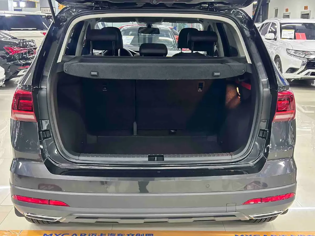 2022 Ford Transit 2.0T 202HP L4 6AT,autocango,china used car exporter,china ev exporter,chinese used car exporter,chinese used ev exporter